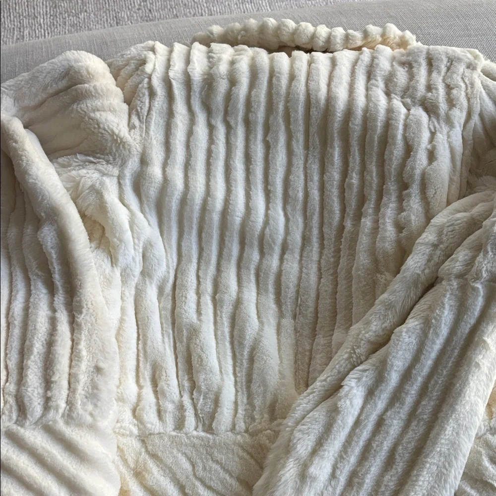 Diane Von Furstenberg White and Brown Teddy Jacket white rabbit fur - Picture 4 of 4